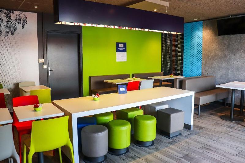 Ibis Budget Colmar Centre Gare Esterno foto
