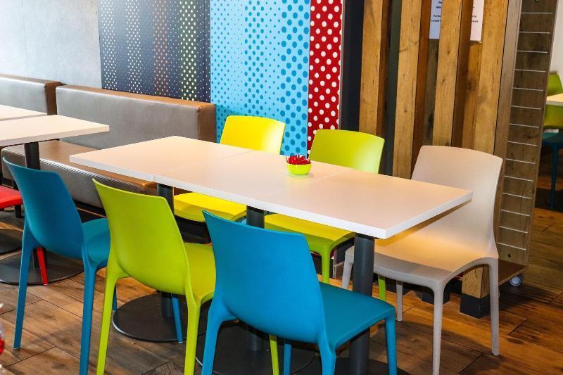 Ibis Budget Colmar Centre Gare Esterno foto