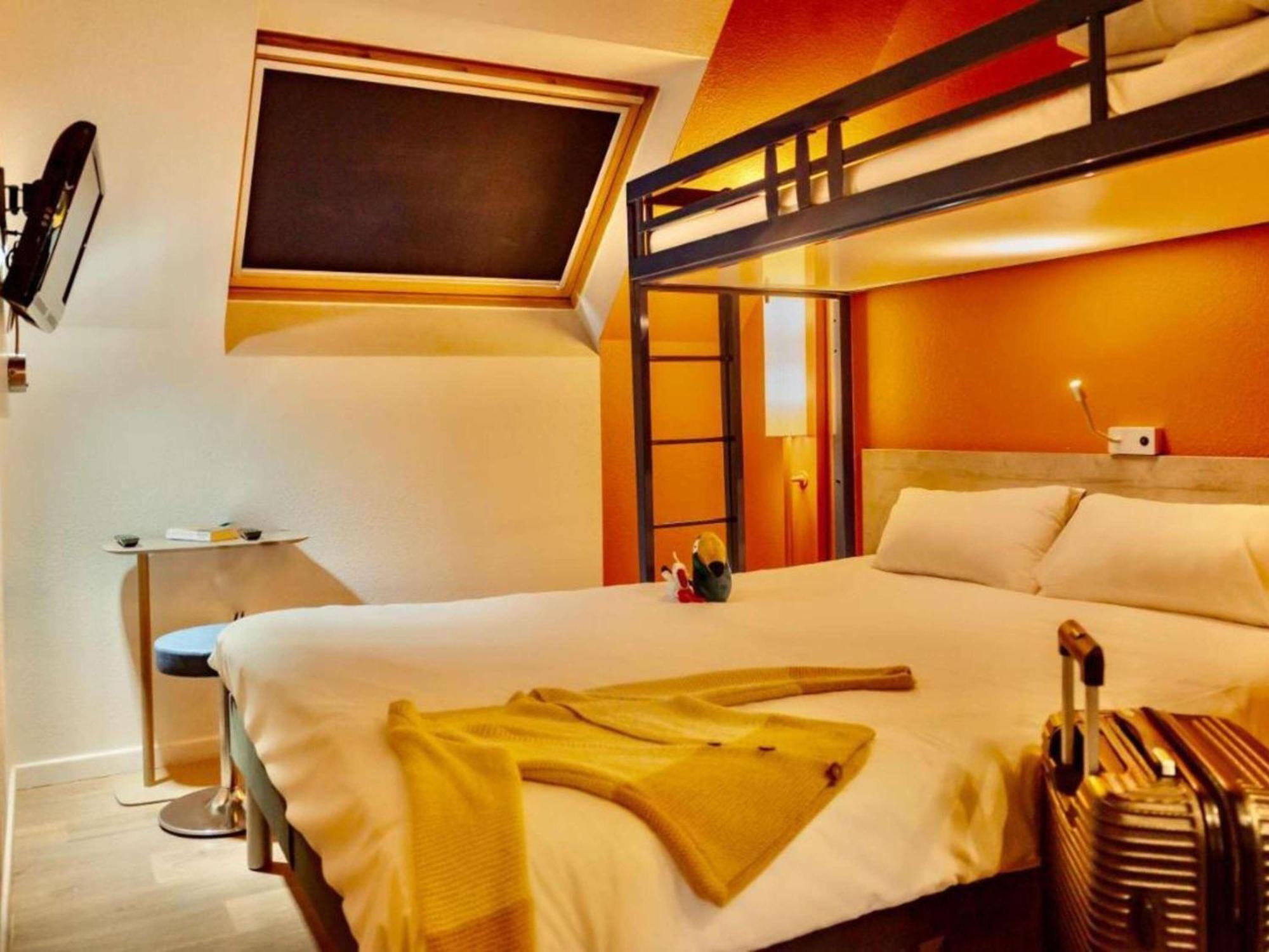 Ibis Budget Colmar Centre Gare Esterno foto